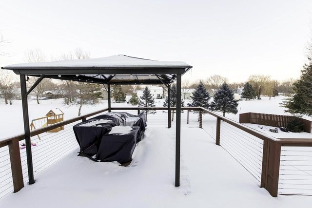 212 Yarrow Hill Drive, Cottage Grove, WI 53527