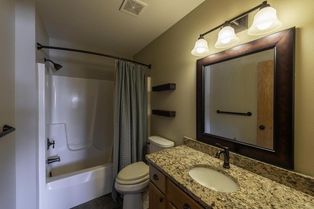 212 Yarrow Hill Drive, Cottage Grove, WI 53527