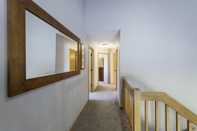 212 Yarrow Hill Drive, Cottage Grove, WI 53527