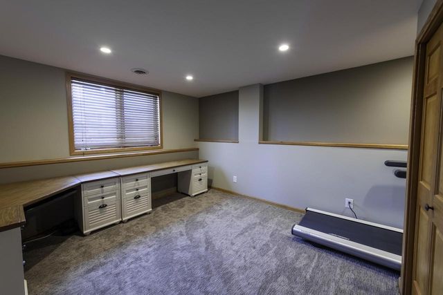 212 Yarrow Hill Drive, Cottage Grove, WI 53527