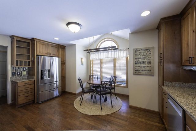 212 Yarrow Hill Drive, Cottage Grove, WI 53527