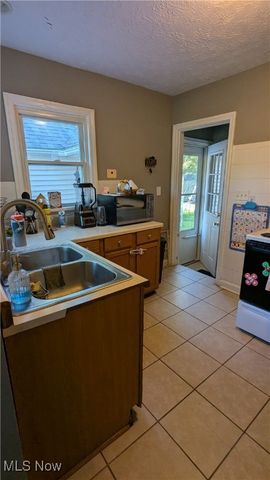 4558 17th Street NW, Canton, OH 44708