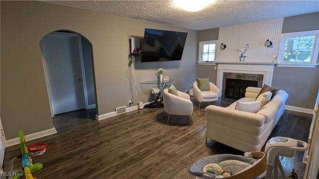 4558 17th Street NW, Canton, OH 44708