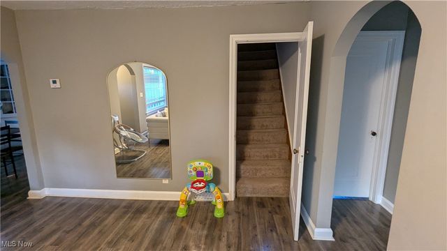 4558 17th Street NW, Canton, OH 44708