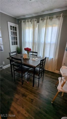 4558 17th Street NW, Canton, OH 44708