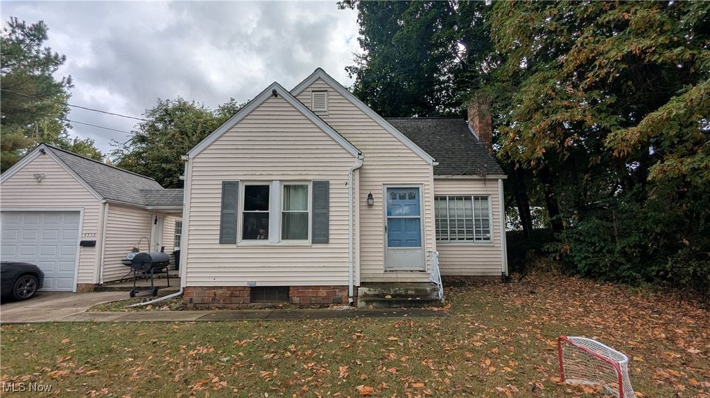 4558 17th Street NW, Canton, OH 44708