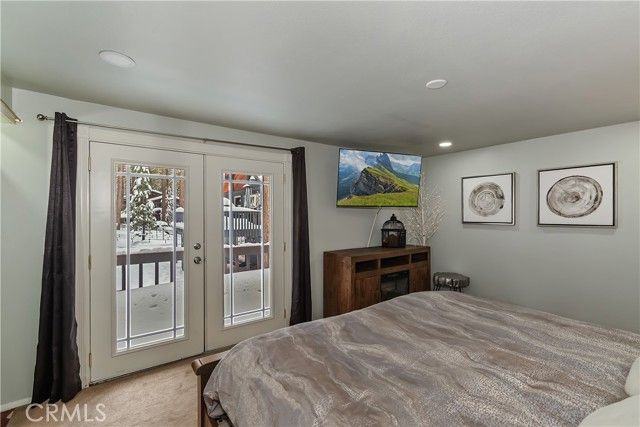 764 Crestwood, Big Bear Lake, CA 92315