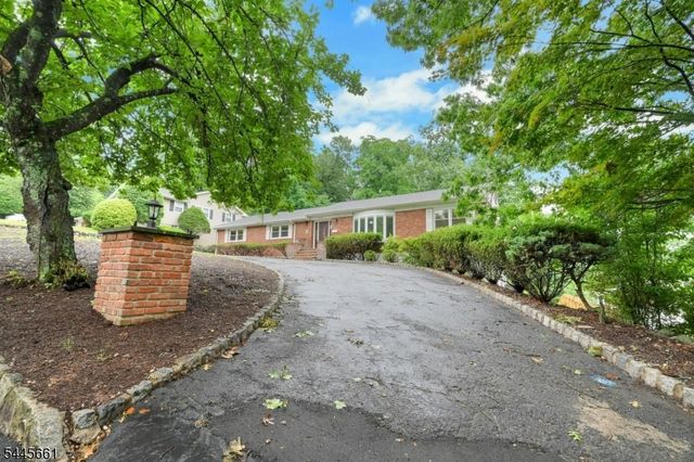26 Alpine Dr, Wayne Twp., NJ 07470