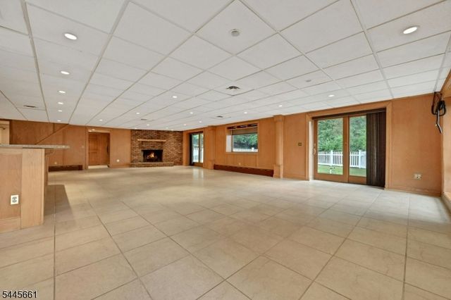 26 Alpine Dr, Wayne Twp., NJ 07470