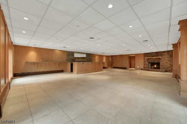 26 Alpine Dr, Wayne Twp., NJ 07470