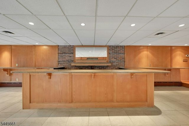 26 Alpine Dr, Wayne Twp., NJ 07470