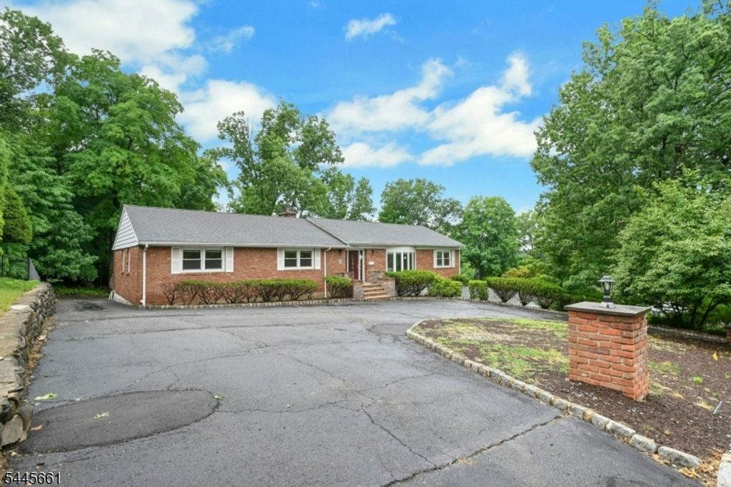 26 Alpine Dr, Wayne Twp., NJ 07470 — photo 2