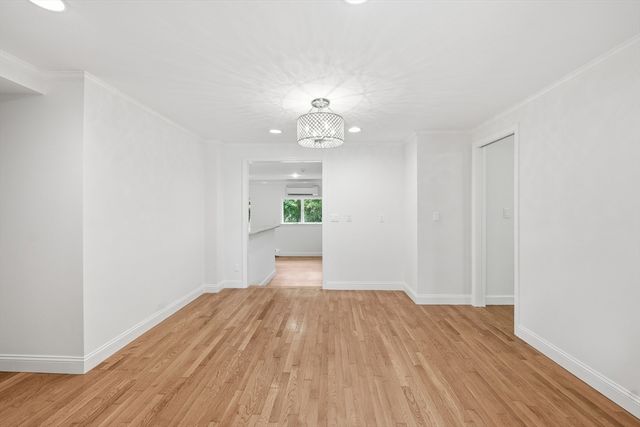 8 Wilson St, Wellesley, MA 02482