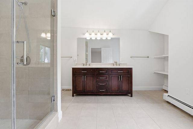8 Wilson St, Wellesley, MA 02482