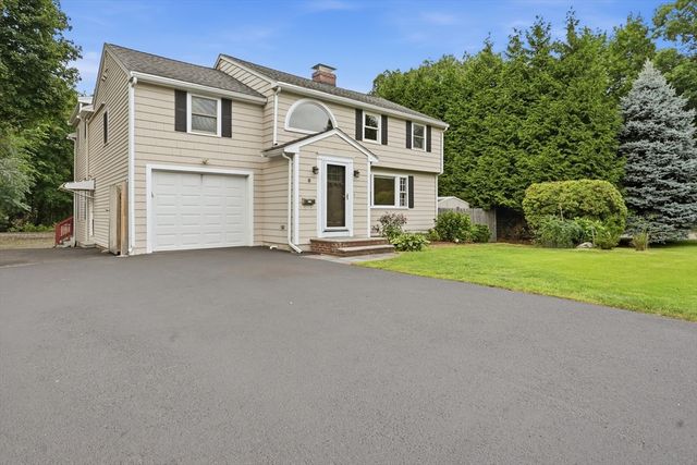8 Wilson St, Wellesley, MA 02482