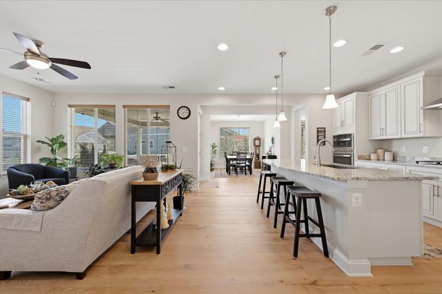 136 MALLARD DR, Lake Frederick, VA 22630