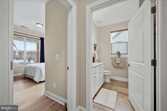 136 MALLARD DR, Lake Frederick, VA 22630