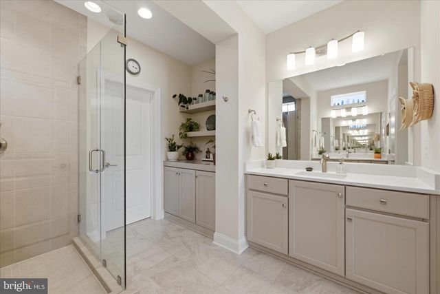 136 MALLARD DR, Lake Frederick, VA 22630
