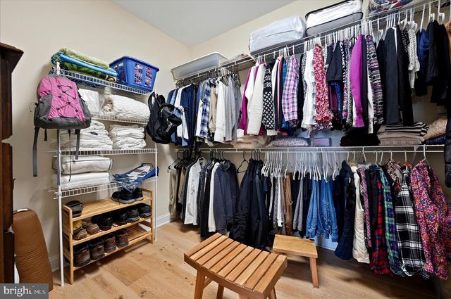 136 MALLARD DR, Lake Frederick, VA 22630