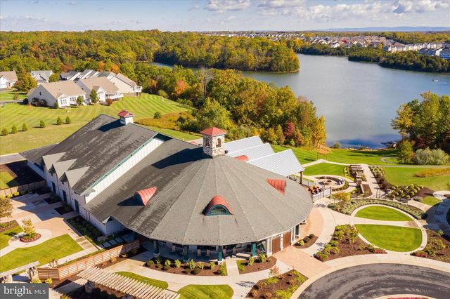 136 MALLARD DR, Lake Frederick, VA 22630