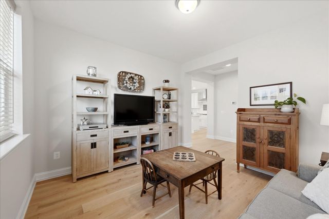 136 MALLARD DR, Lake Frederick, VA 22630