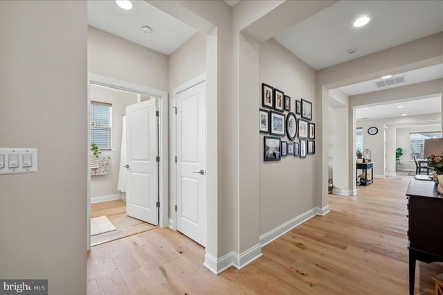 136 MALLARD DR, Lake Frederick, VA 22630