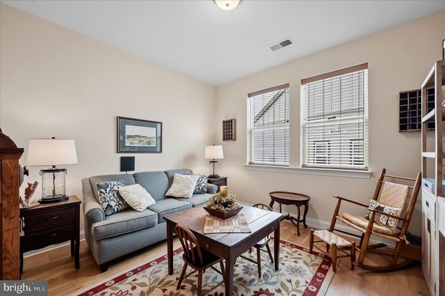 136 MALLARD DR, Lake Frederick, VA 22630