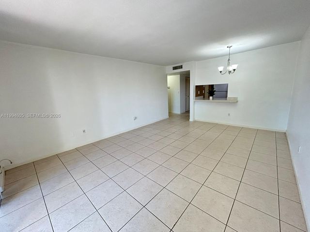 7483 SW 82nd St A203, Miami, FL 33143