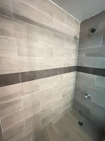 7483 SW 82nd St A203, Miami, FL 33143