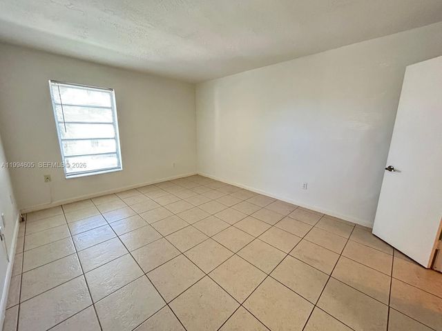 7483 SW 82nd St A203, Miami, FL 33143