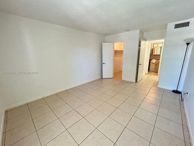 7483 SW 82nd St A203, Miami, FL 33143