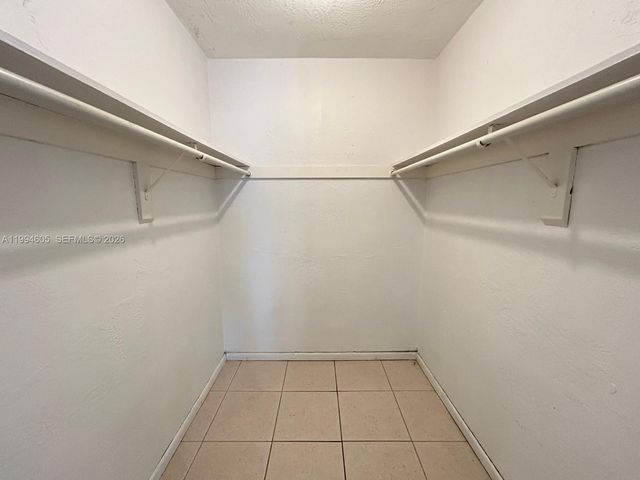 7483 SW 82nd St A203, Miami, FL 33143