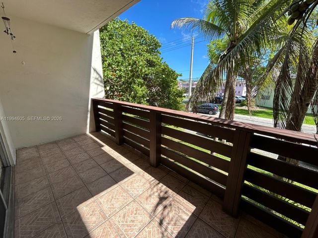 7483 SW 82nd St A203, Miami, FL 33143