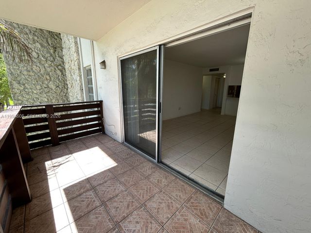 7483 SW 82nd St A203, Miami, FL 33143