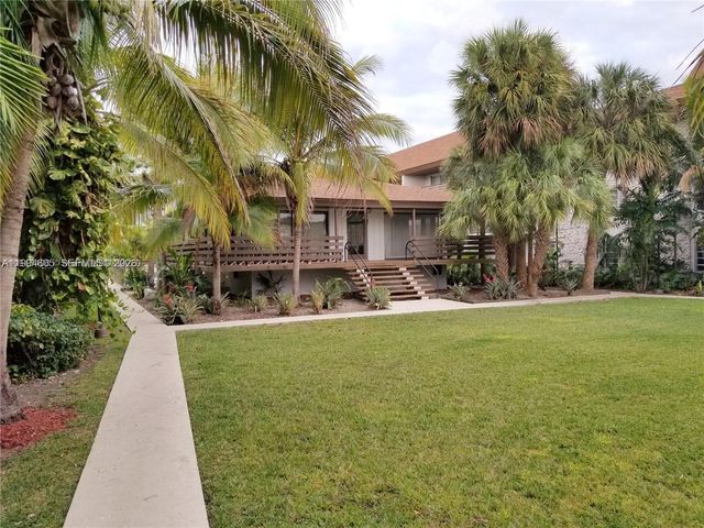 7483 SW 82nd St A203, Miami, FL 33143