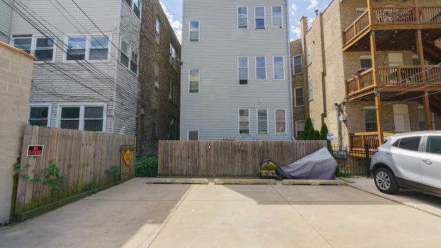3817 N Wilton Avenue 3, Chicago, IL 60613