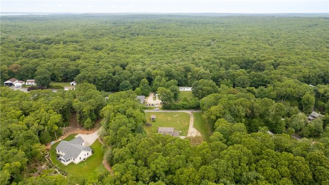 140 Long Highway, Little Compton, RI 02837