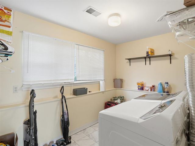 7124 Saint Andrews Drive, Ypsilanti, MI 48197