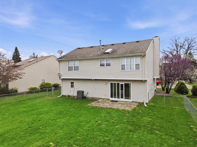 7124 Saint Andrews Drive, Ypsilanti, MI 48197