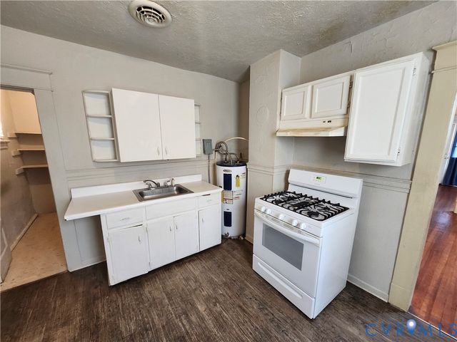 2906 Decatur St, Richmond, VA 23224