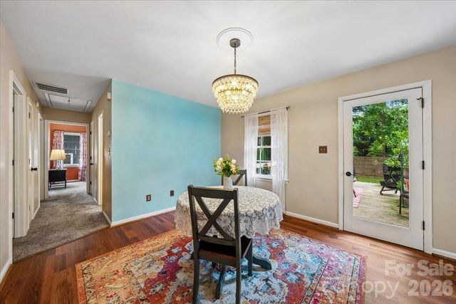 1005 Pinafore Drive, Charlotte, NC 28212