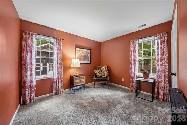 1005 Pinafore Drive, Charlotte, NC 28212
