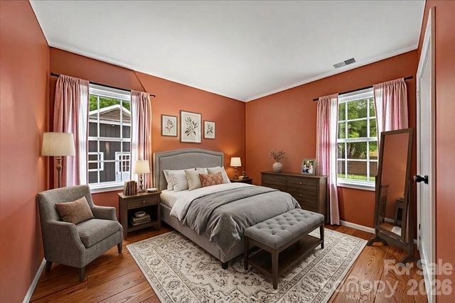 1005 Pinafore Drive, Charlotte, NC 28212