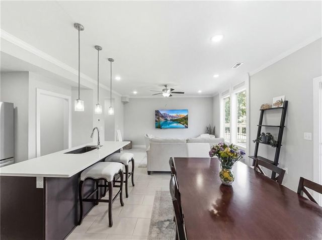 7412 Grand Slam Street, Parkville, MO 64152