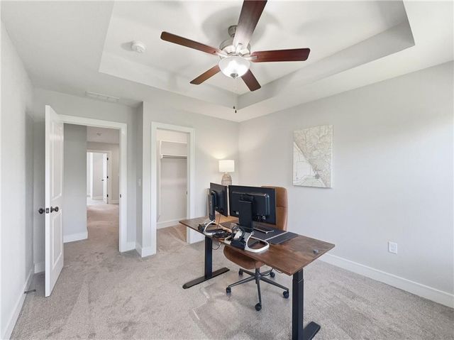 7412 Grand Slam Street, Parkville, MO 64152