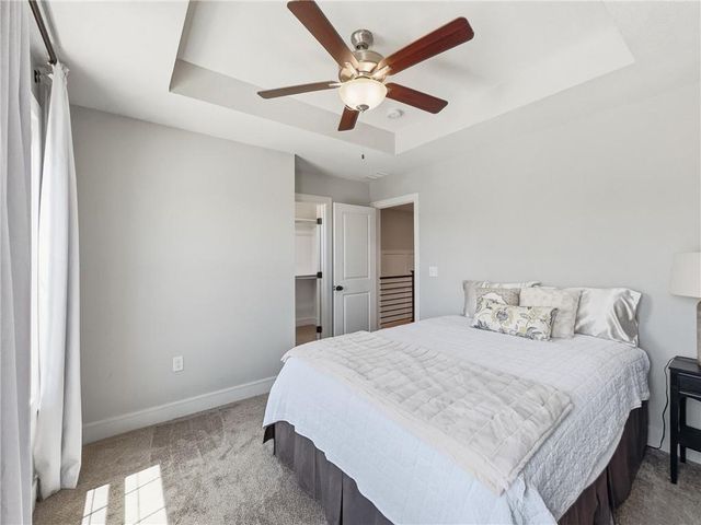 7412 Grand Slam Street, Parkville, MO 64152