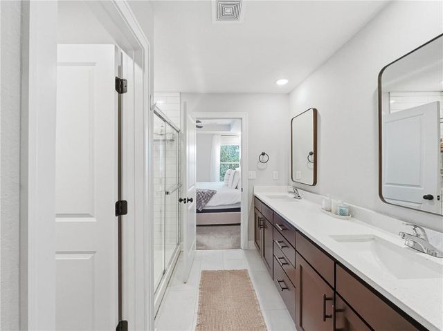 7412 Grand Slam Street, Parkville, MO 64152