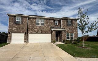 785 Vineyard Way, Forney, TX 75126