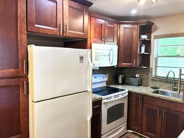 237 Farnham J, Deerfield Beach, FL 33442