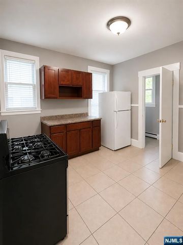 327 Amherst Street, East Orange, NJ 07018